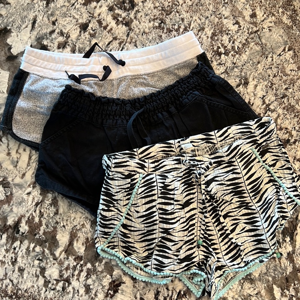 Hurley, Roxy and O’Neill beach shorts